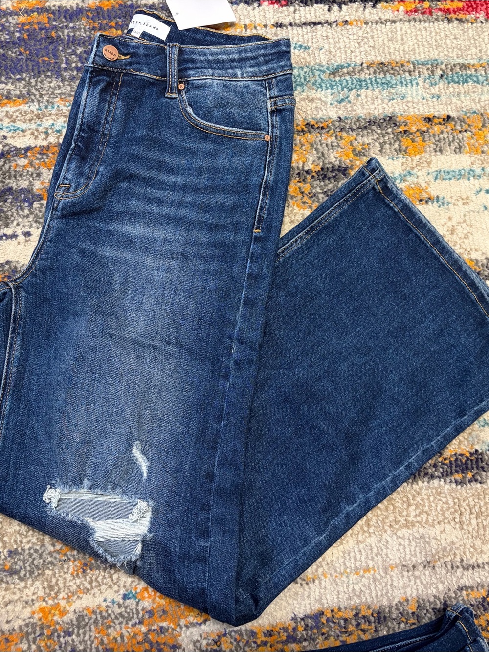 NWT Risen Women's Dark Blue Distressed Straight-Leg Jeans